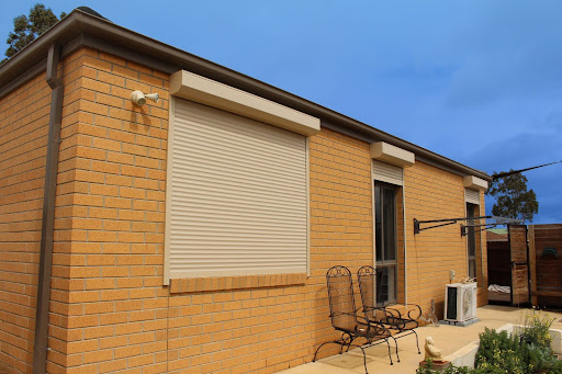 Leave cleaned shutters down to dry for as long as possible